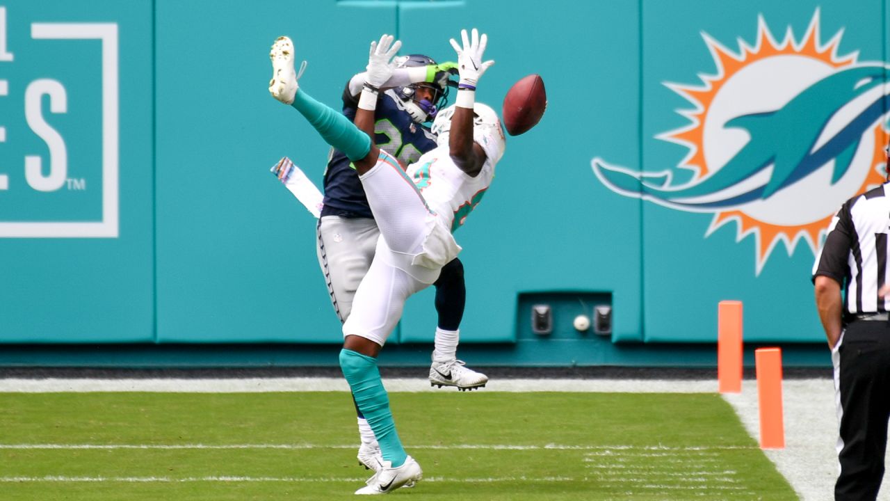 Game Recap: Eagles fall in stunning fashion to Dolphins, 37-31