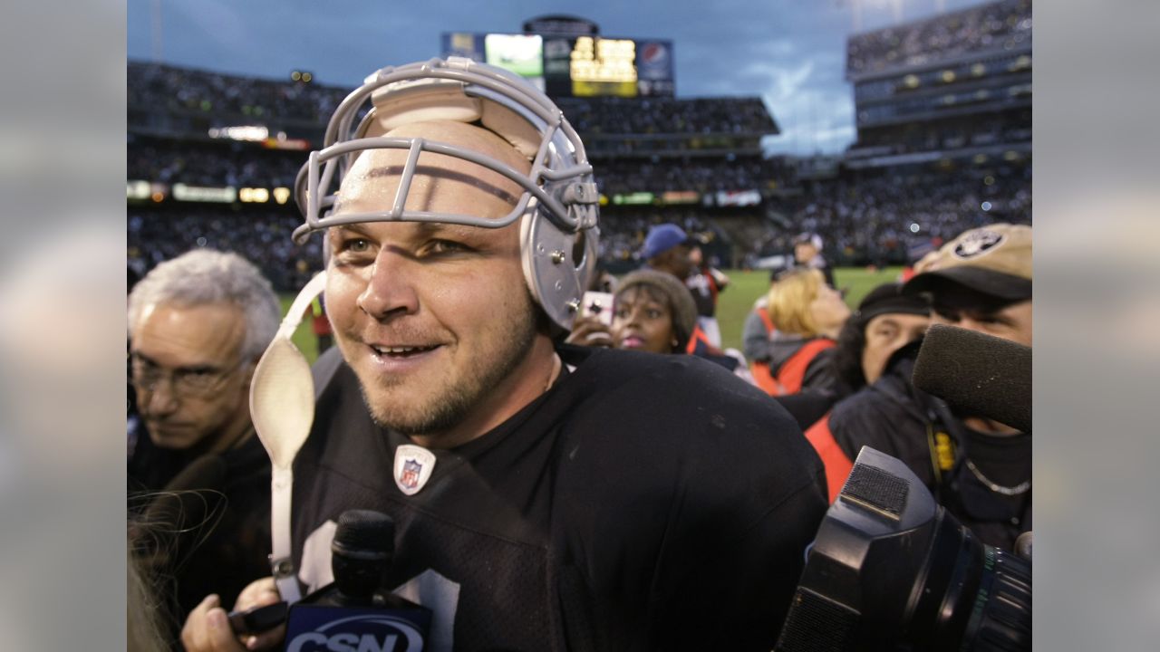 Longtime former Raiders kicker Sebastian Janikowski signing 1-year deal  with Seattle Seahawks - Silver And Black Pride