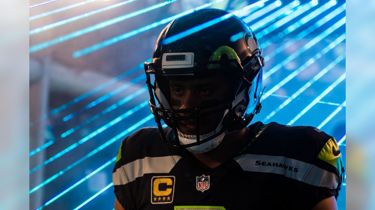 russell wilson red practice jersey
