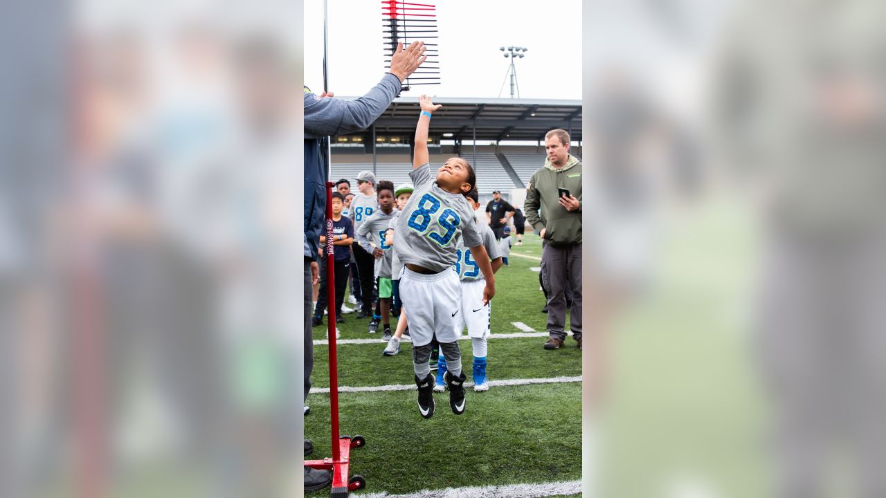 Former Seattle Seahawks wide receiver Doug Baldwin teams up with Renton to  create community center - Puget Sound Business Journal