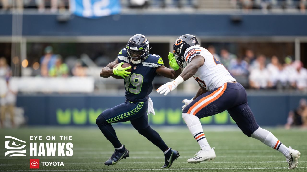 Seahawks get good news on Damien Lewis' injured ankle