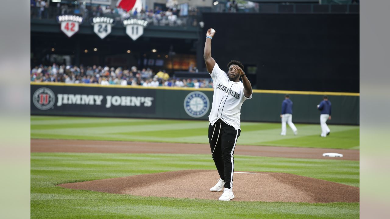 Mic'd Up: Seahawks First Round Draft Pick L.J. Collier Throws Out Mariners  First Pitch 