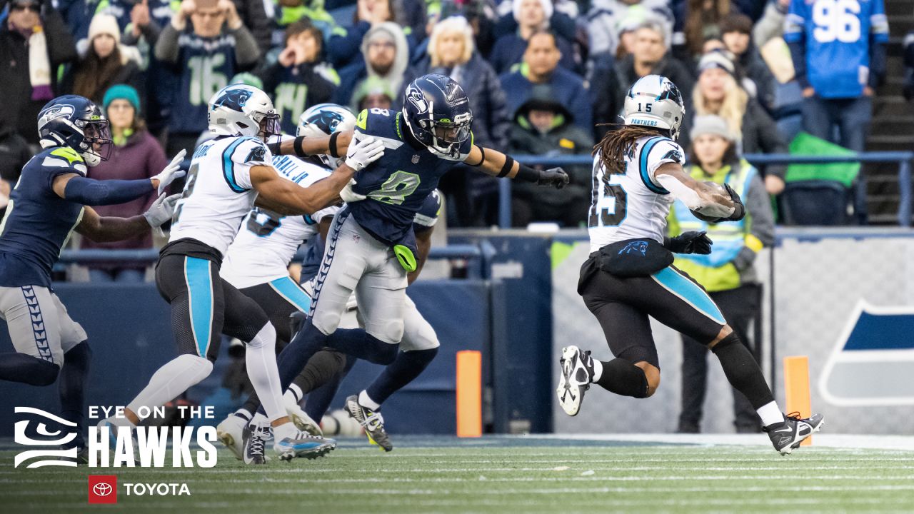 Seahawks' Geno Smith: 12s 'got us a win' helping force eight Panthers false  starts