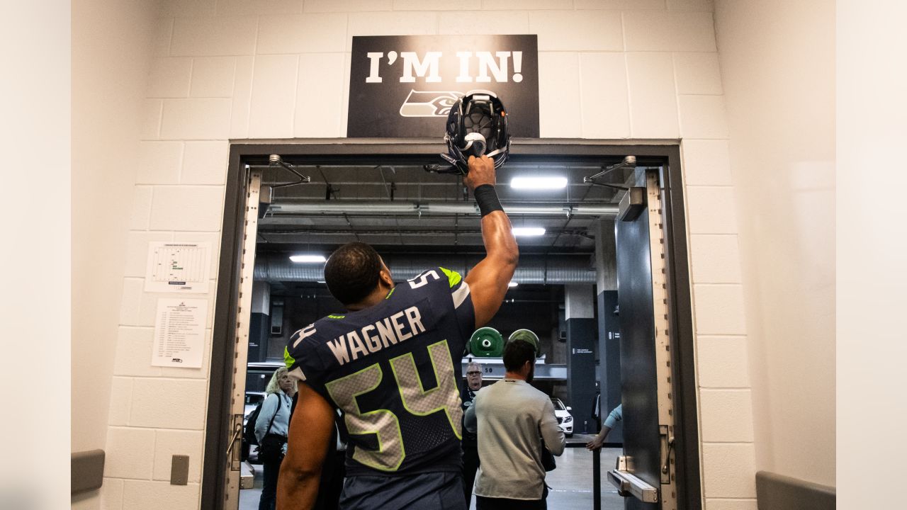 Seahawks mailbag: Why a franchise tag is more likely than a hometown  discount for Frank Clark