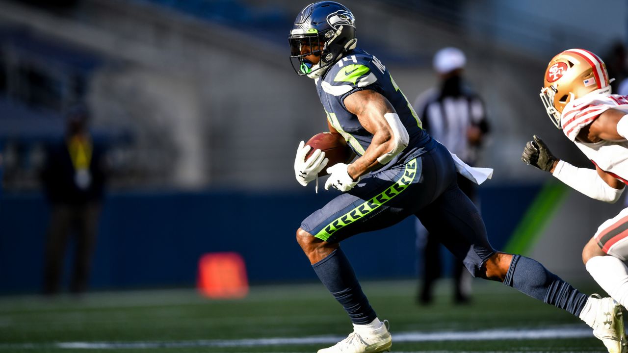 Seahawks LB Bobby Wagner, QB Russell Wilson Garner All-Pro Honors - Sports  Illustrated Seattle Seahawks News, Analysis and More