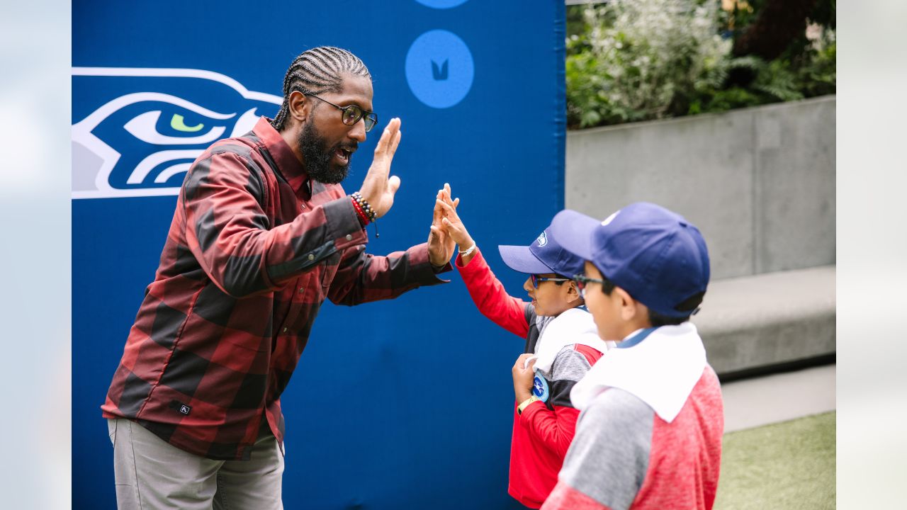 PHOTOS: Seahawks Celebrate Kickoff Week With Block Party In South