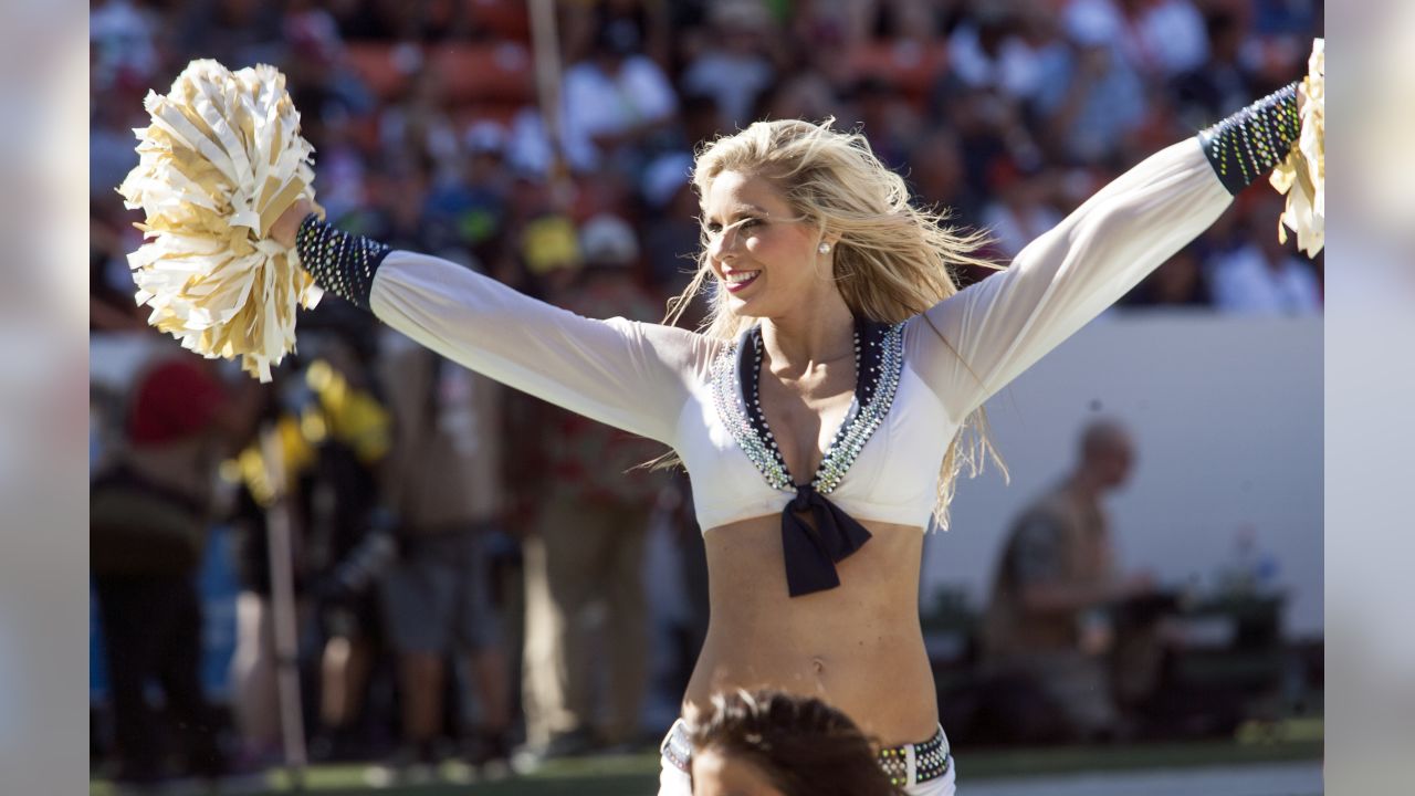 Sea Gals Photos from Seattle Seahawks win over Buffalo Bills – Page 3 – Pro  Dance Cheer