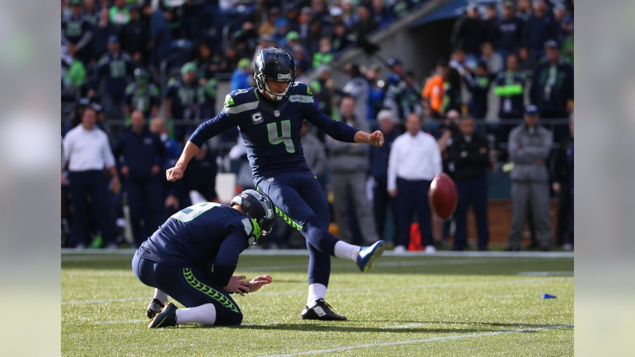 12 Things You (Probably) Don't Know About Seahawks Kicker Steven Hauschka