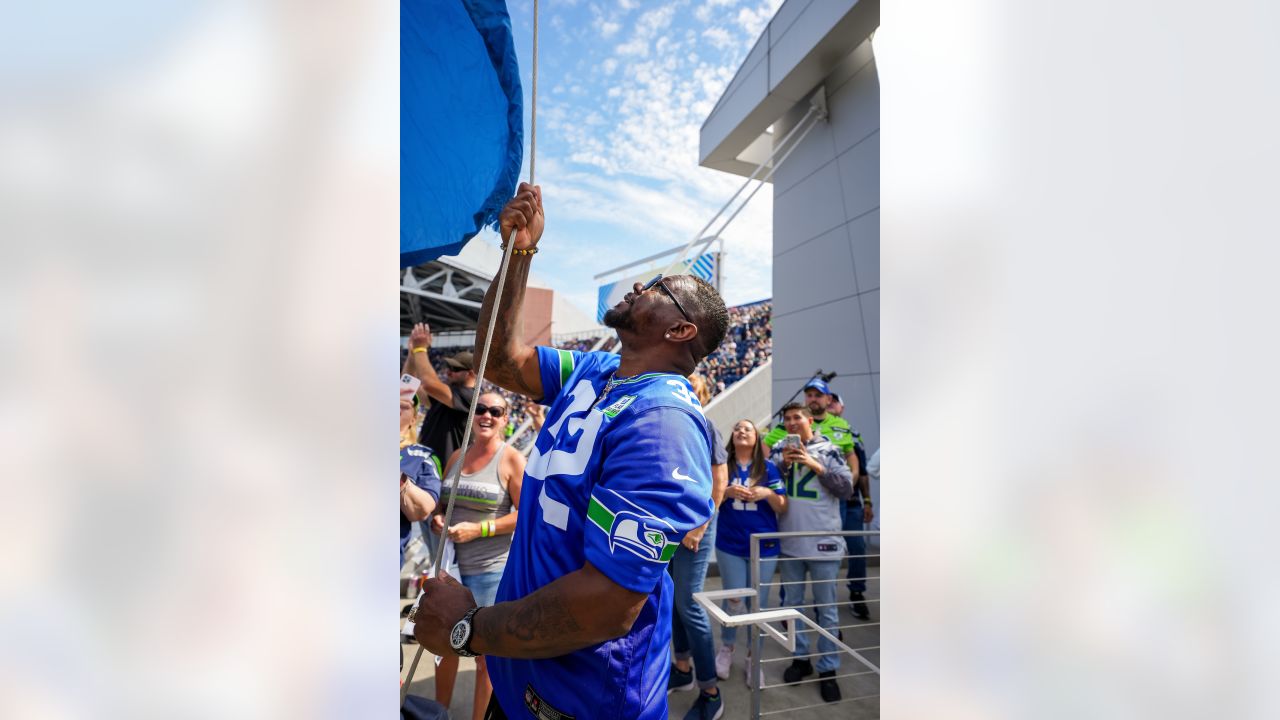 Seahawks Legend Ricky Watters Named 12 Flag Raiser For Season Opener vs.  Rams