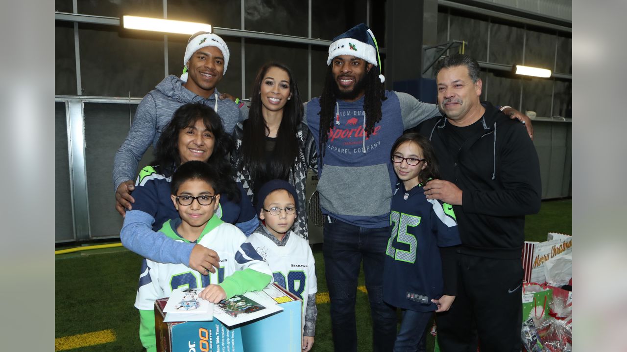 Richard Sherman to fund scholarship after high school student