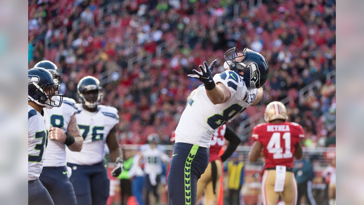 12s celebrate playoff-bound Seahawks after winning at Lumen Field