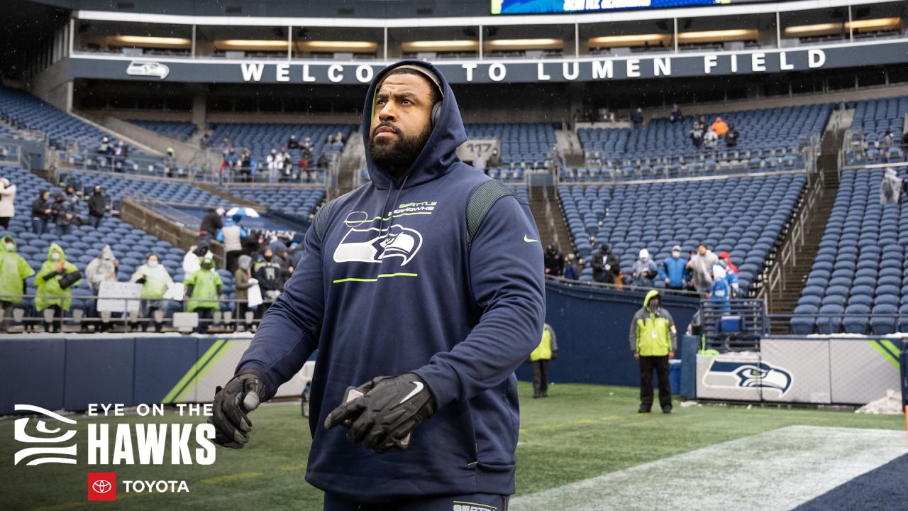 Mailbag: Will Seahawks bring back Duane Brown, and how can they create more  cap space?