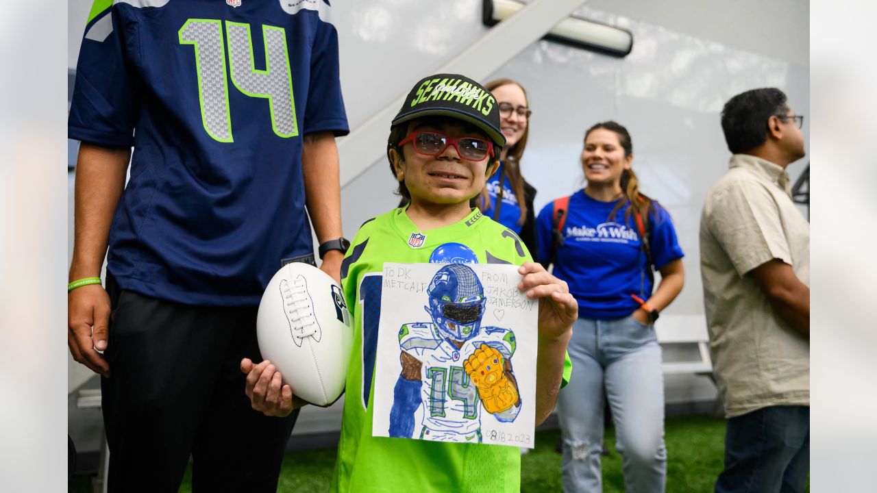 PHOTOS: Make-A-Wish Kids Spend Time With The Seahawks