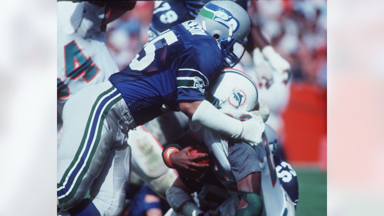 Seattle Seahawks' 'Wolf Grey' Jerseys Out After Throwbacks Revealed -  Sports Illustrated Seattle Seahawks News, Analysis and More