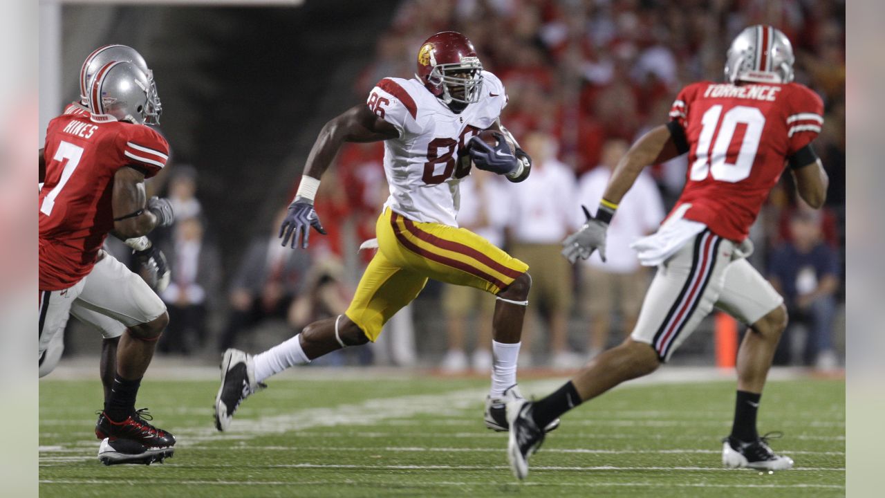 Seahawks tight end Cooper Helfet slams Cardinals player to the