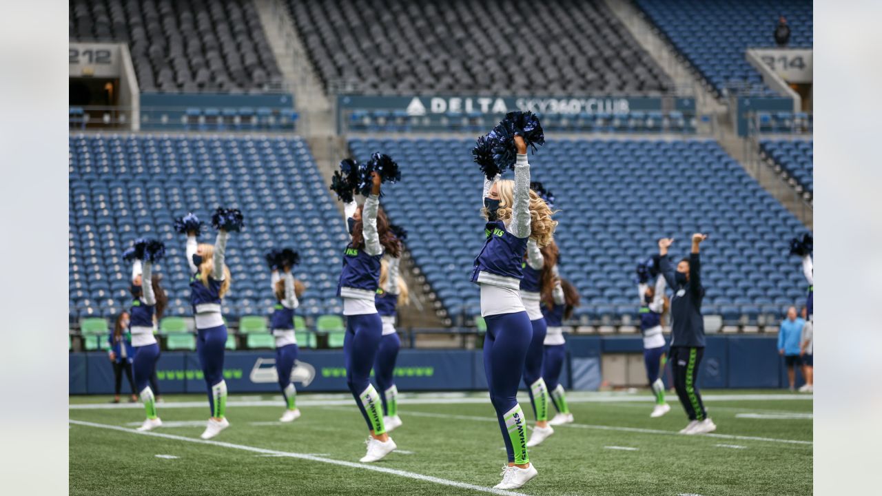 Friday Round-Up: Seattle Sports 710 AM's Brock & Salk Praise Tyler  Lockett's Leadership