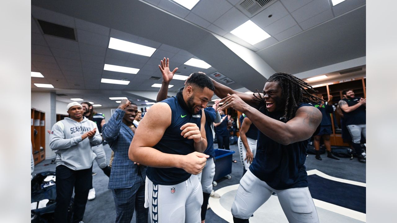 Seattle Seahawks tight end Tyler Mabry during warmups before an NFL  football mock game, Wednesday, Aug. 26, 2020, in Seattle. (AP Photo/Ted S.  Warren Stock Photo - Alamy