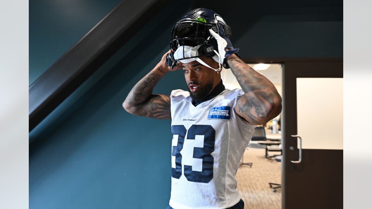 Jordyn Brooks' command of Seahawks' D expanding as he works to