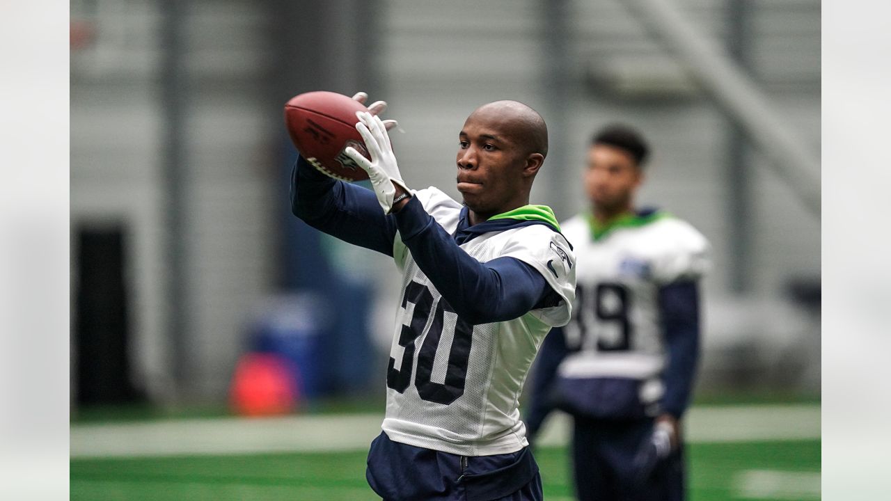 PHOTOS: Seahawks Practice In Action Green Ahead Of Thursday Night