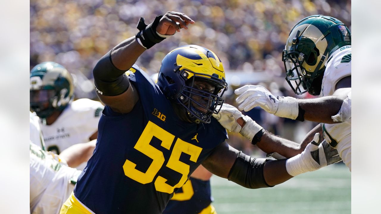 Seattle Seahawks NFL Draft Grades 2023: Seahawks Land Michigan Pair Mike  Morris and Olusegun Oluwatimi in Round 5