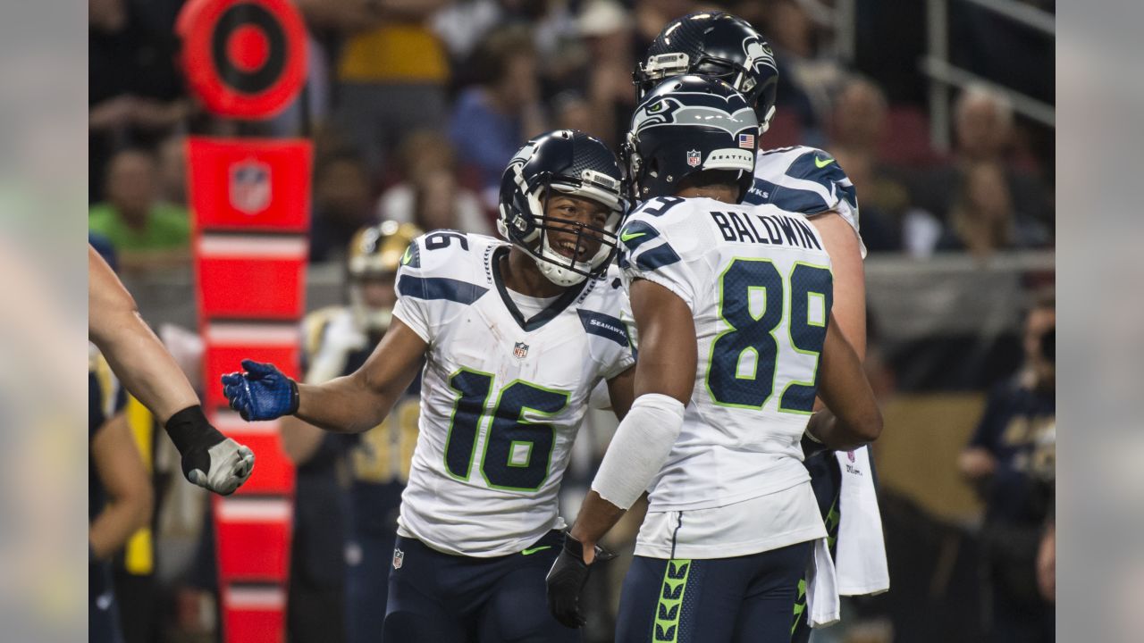 Seahawks greats Steve Largent, Tyler Lockett were both born Sept. 28