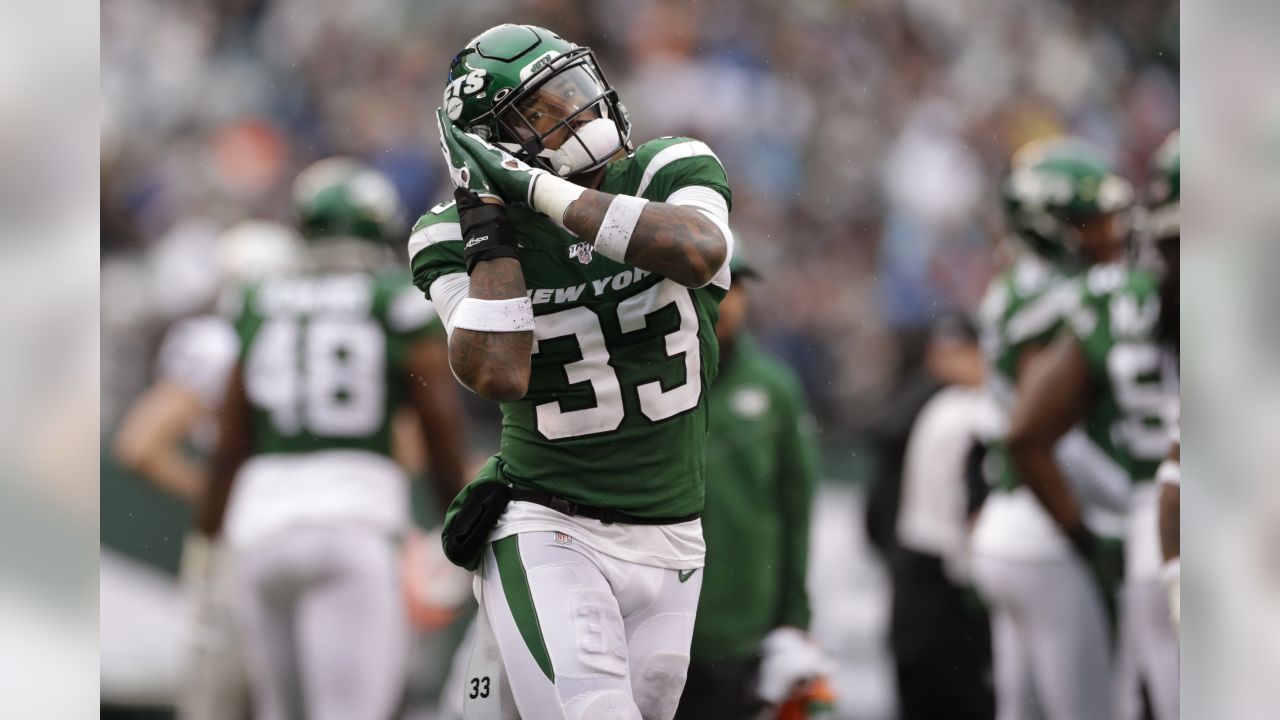 East Rutherford, New Jersey, USA. 24th Nov, 2019. New York Jets strong  safety Jamal Adams (33) reacts after a play during a NFL game between the  Oakland Raiders and the New York