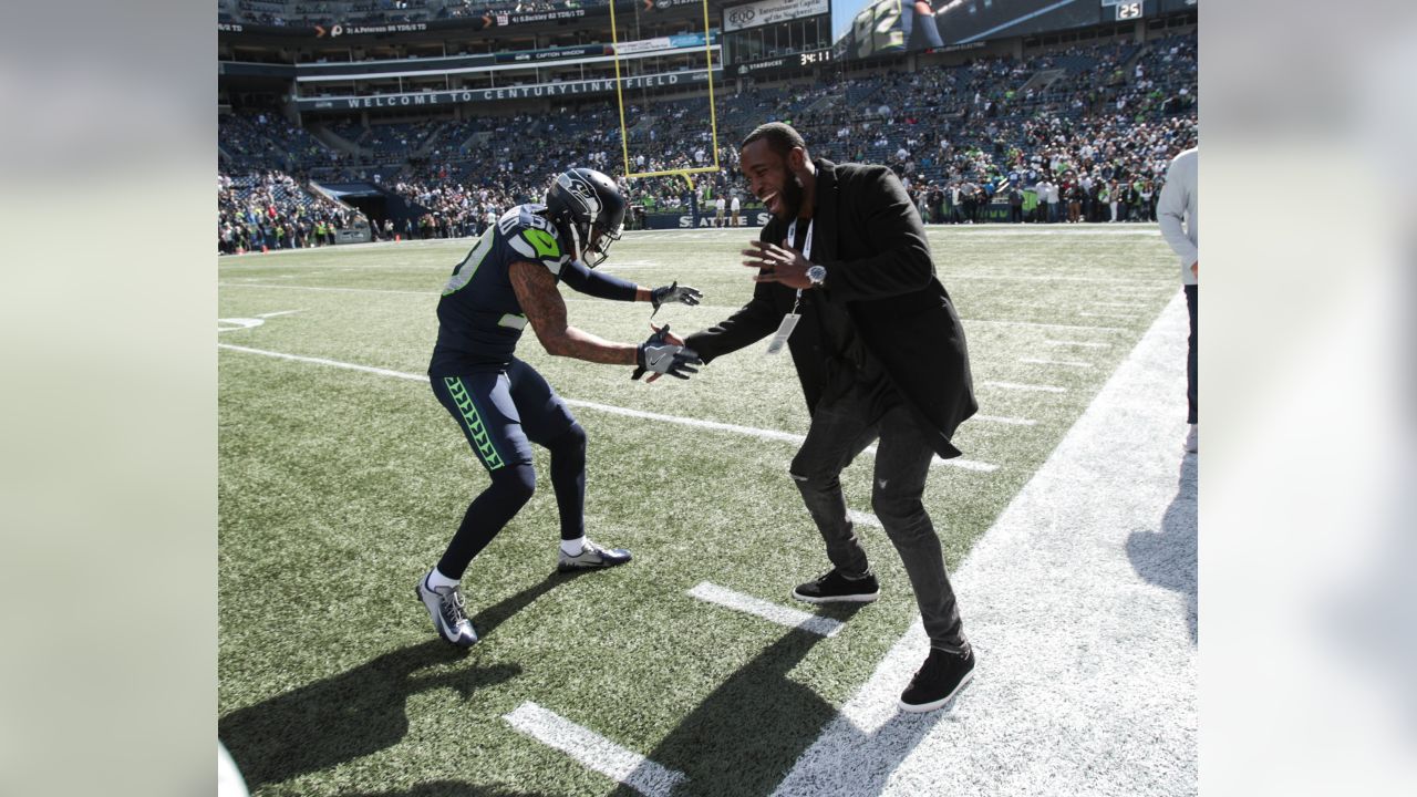 12 Flag Raiser - Kam Chancellor Interview