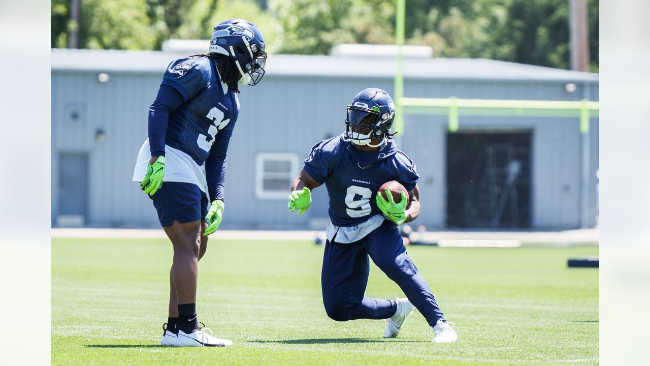 Seahawks Advanced Stats Of The Week: Kenneth Walker III Is Mr. Elusive