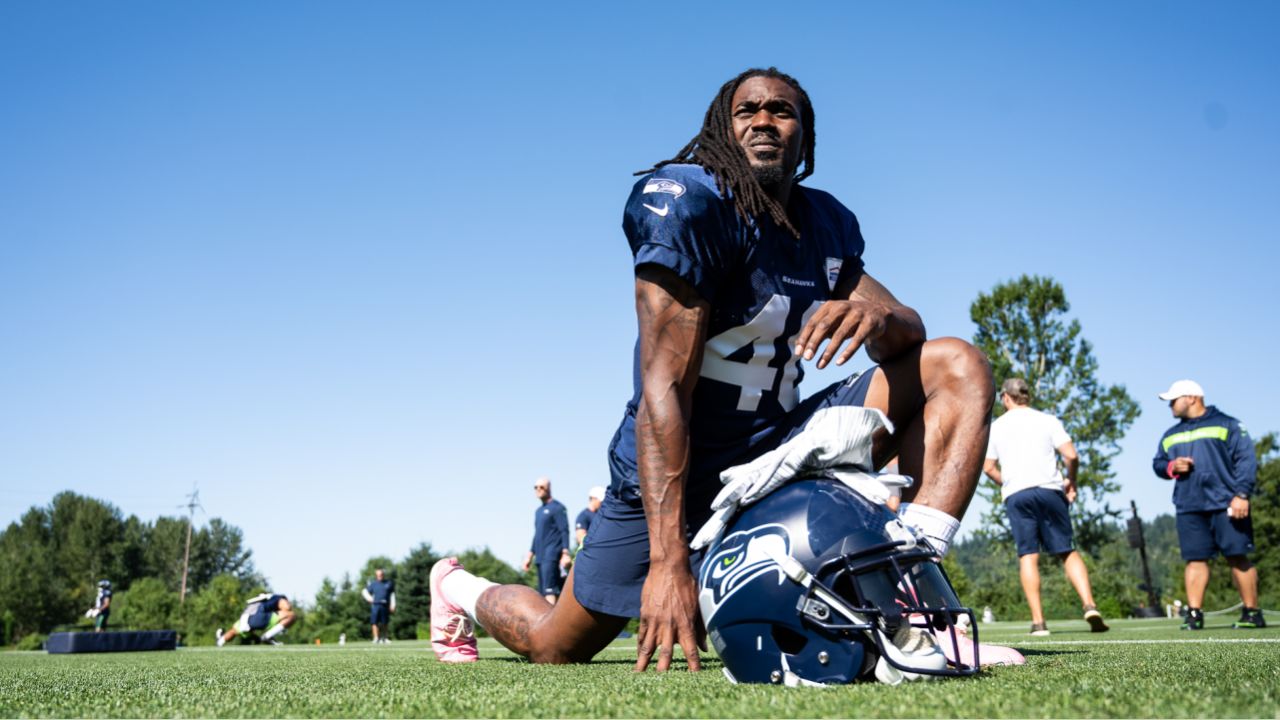 D.K. Metcalf, Seahawks coach Pete Carroll were shirtless the first