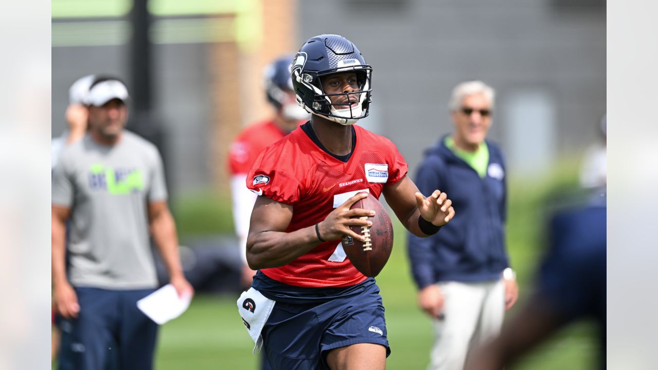 Drew Lock re-signing with Seahawks was 'bittersweet' for Geno Smith