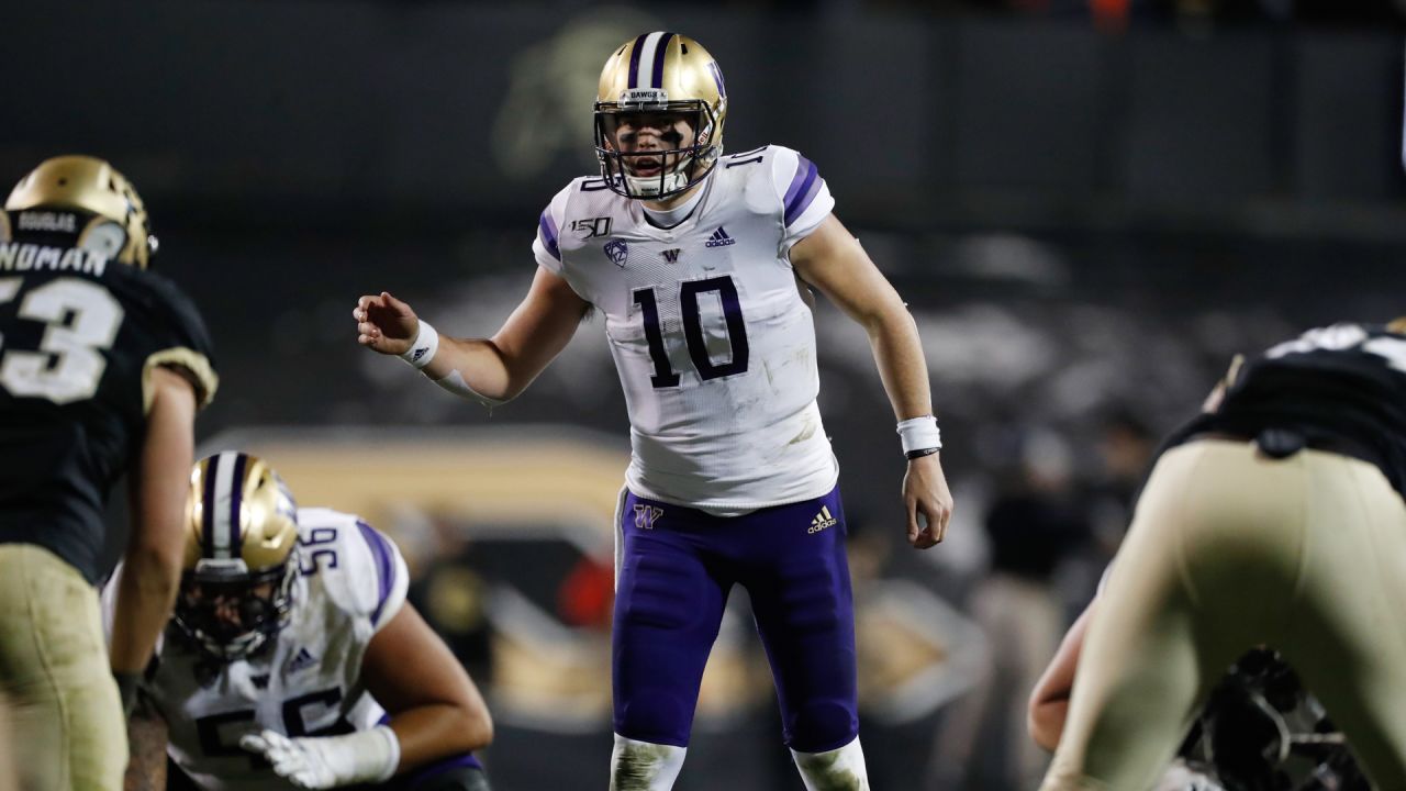 Seahawks Claim QB Jacob Eason