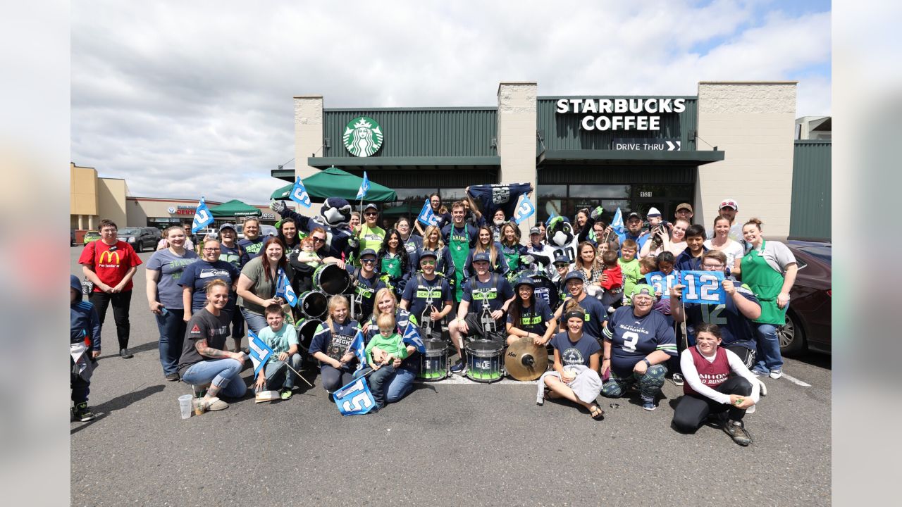 12 Tour: Seahawks Bring Gameday Experience To NFL Flag Football at Kelso  High School