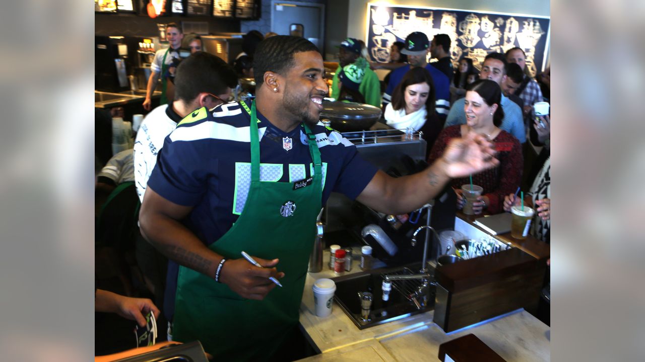 Seahawks Serve as Guest Baristas to Benefit 'A Better Seattle'