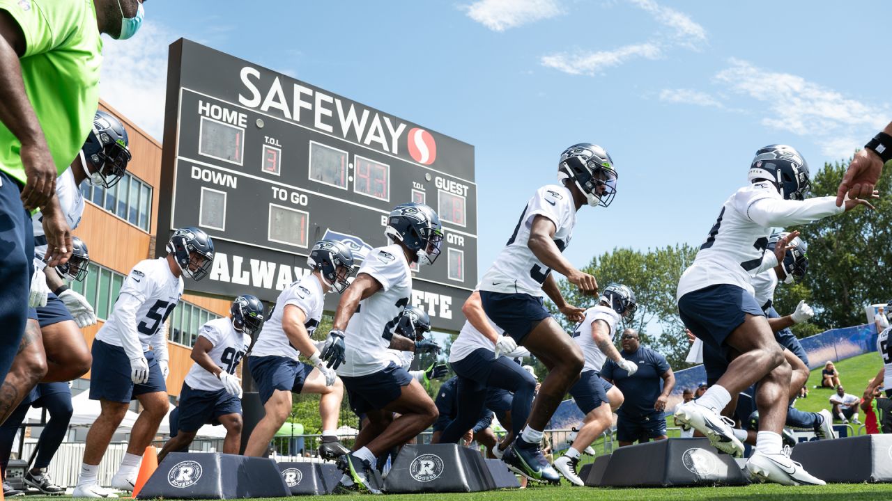 Welcome Back, 12s & Other Observations From Day 1 Of 2021 Seahawks Training  Camp