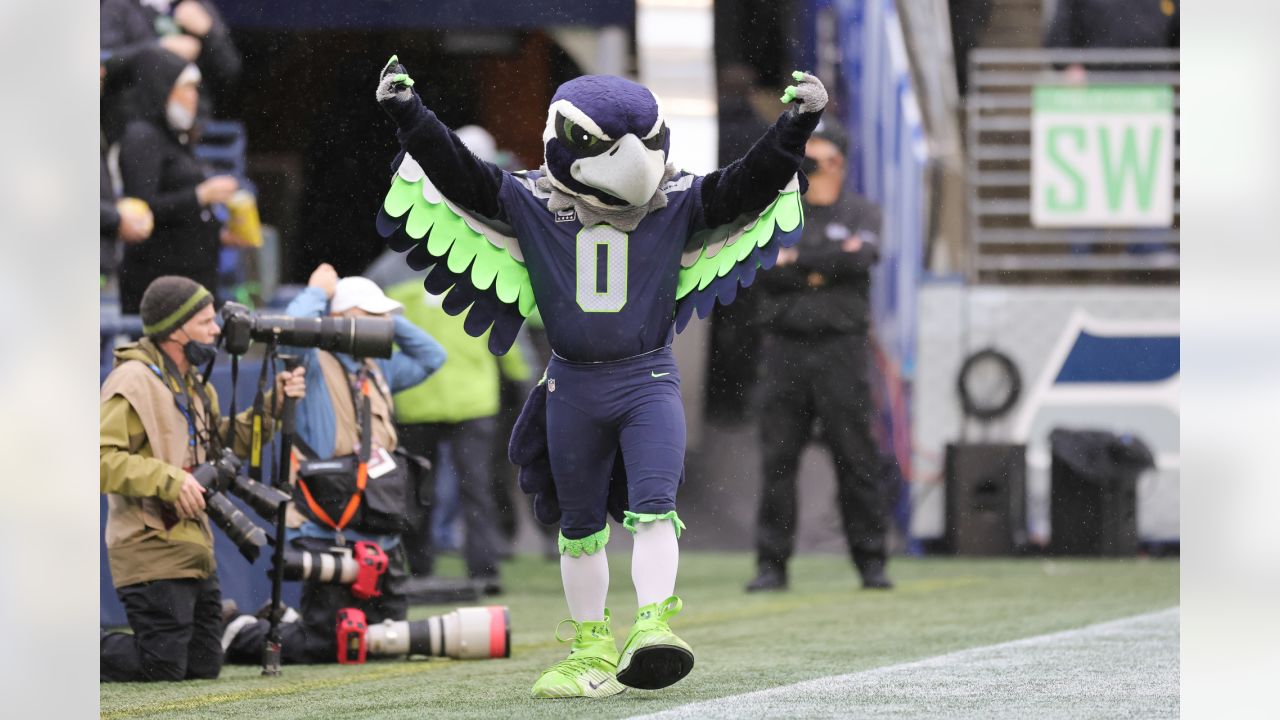 PHOTOS: Top Shots Of Seahawks Mascot Blitz From The 2022 Season