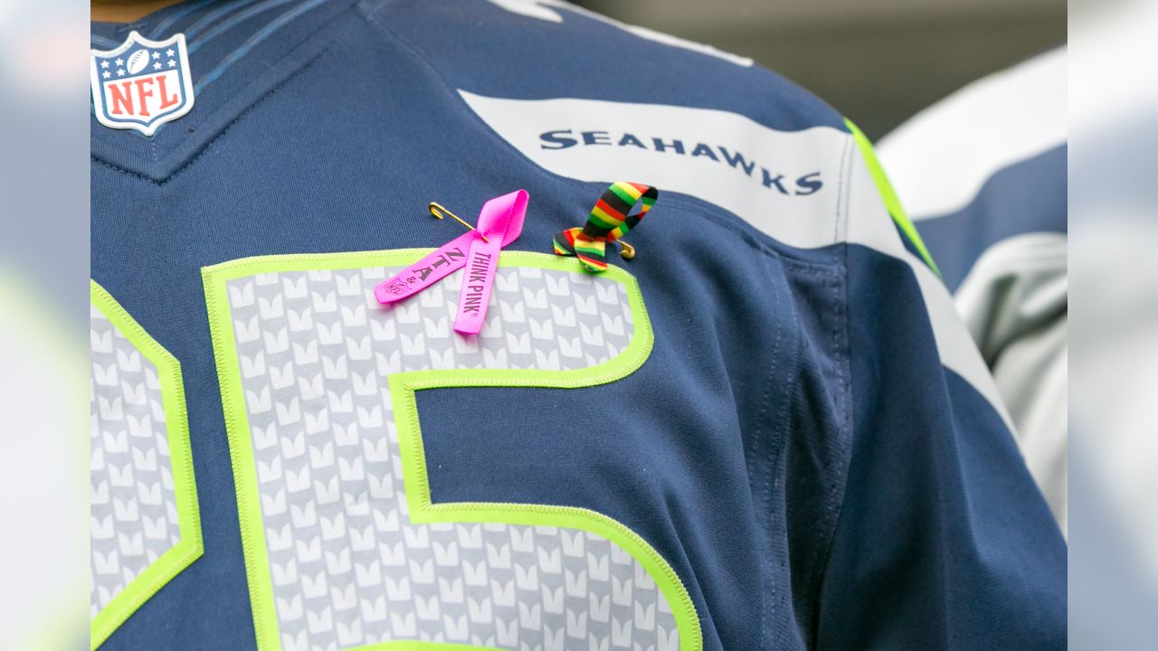 Seahawks, NFL raising awareness for breast cancer on game day