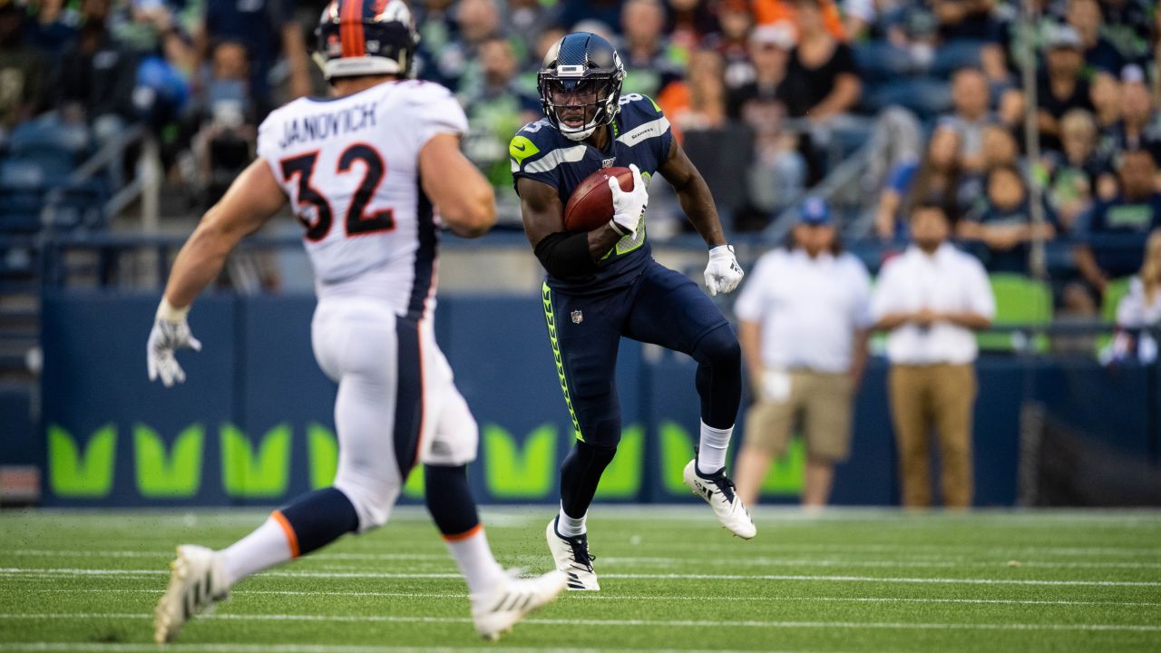 Seattle, United States. 2nd Dec, 2019. Seattle Seahawks wide receiver David  Moore (83) dances with wide receiver Tyler Lockett (16), wide receiver  Jaron Brown (18), wide receiver D.K. Metcalf (14), after he