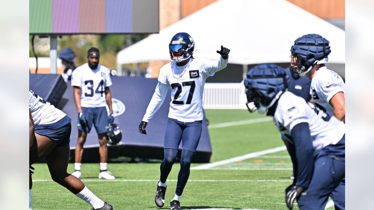 PHOTOS: Seahawks Return To Practice Following Their Victory In Preseason  Week 1