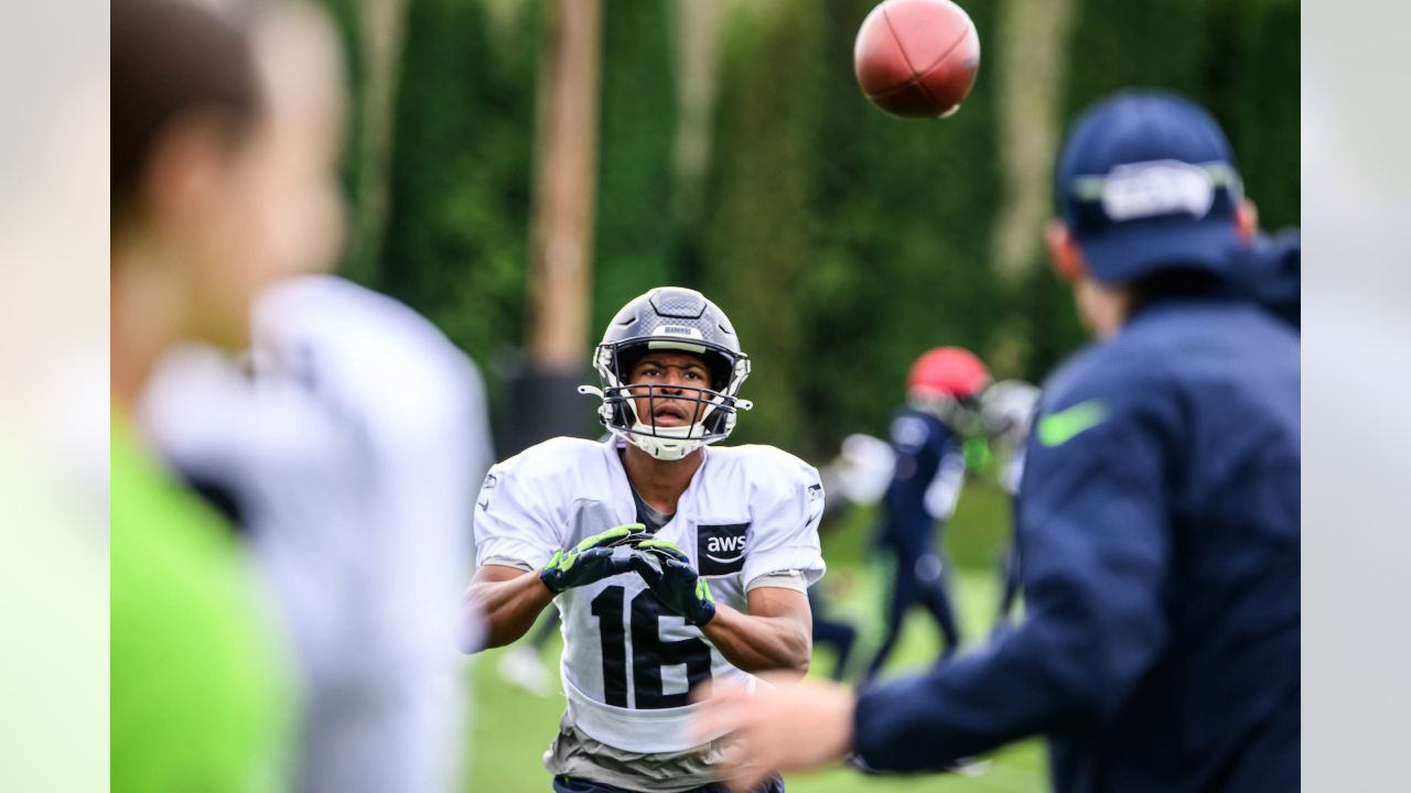 Seahawks CB Riq Woolen appears unlikely to play against Panthers; Mike  Morris placed on IR