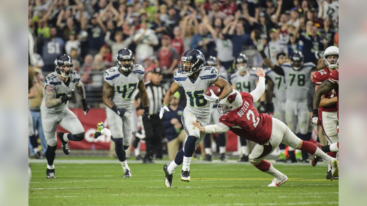 Arizona Cardinals running back David Johnson heads to the end zone with a  fifty-five yard reception for a touchdown in the fourth quarter the  Cardinals-New Orleans Saints game at University of Phoenix