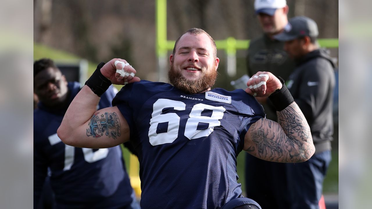 Seahawks agree on contract extension with Justin Britt - The Columbian