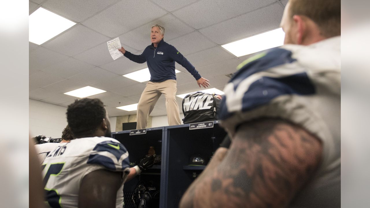 Seattle Seahawks Coach Pete Carroll Claps Back at New York Jets CB Sauce  Gardner for 'Uncomfortable' Comments - Sports Illustrated Seattle Seahawks  News, Analysis and More