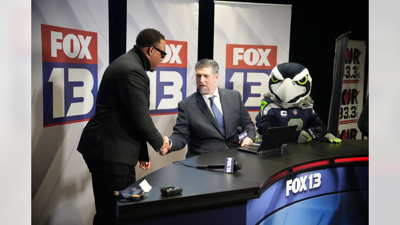 Fox Seahawks Robot NFL NFL Seattle Seahawks FOX Sports 11