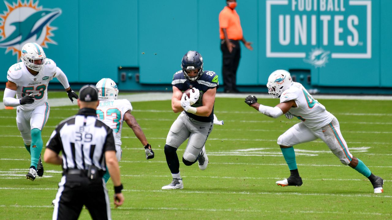 Seahawks beat Dolphins for first 4-0 start since 2013 - The Columbian