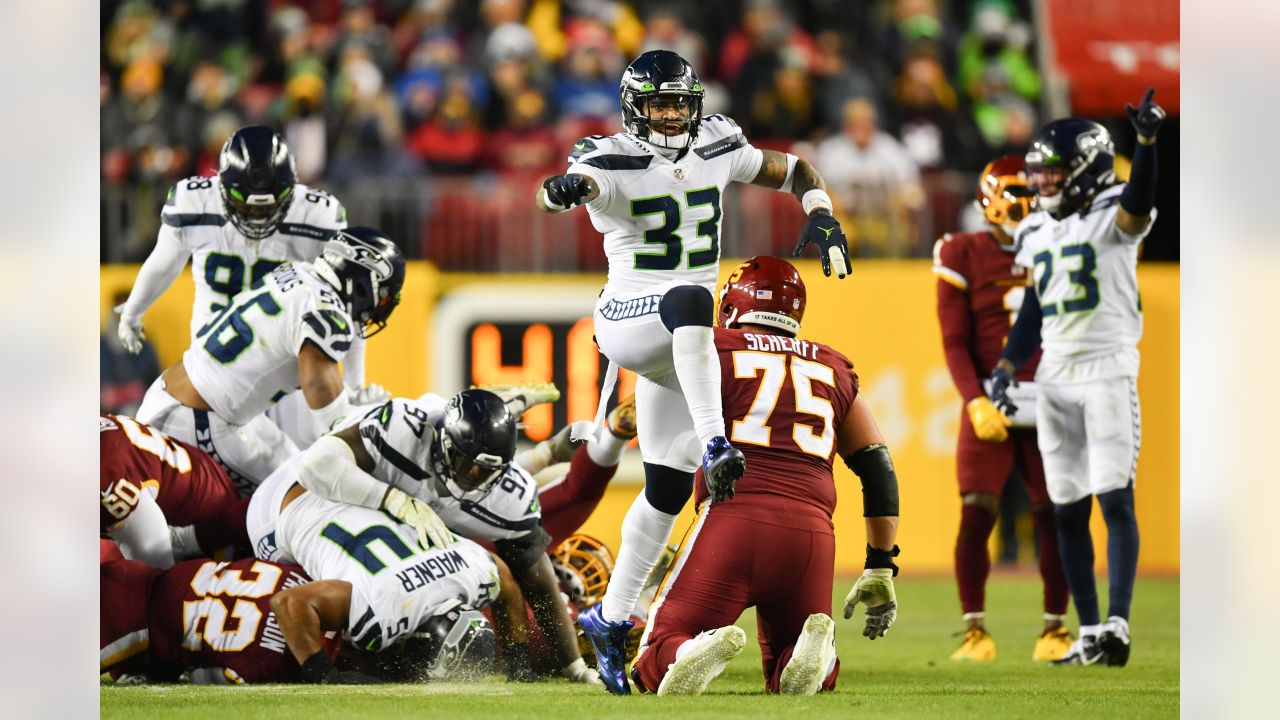 Seattle Seahawks' rally comes up inches short and they lose to the