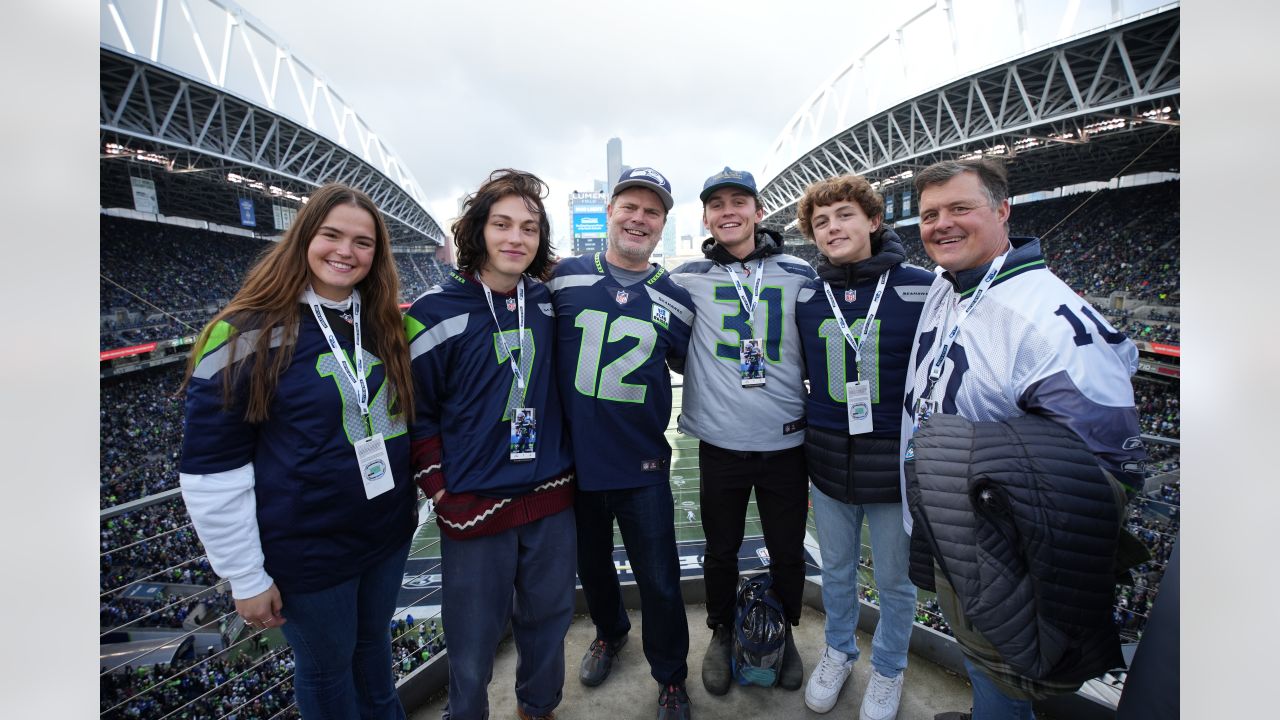 Seahawks' 12th Man license expires next year - NBC Sports