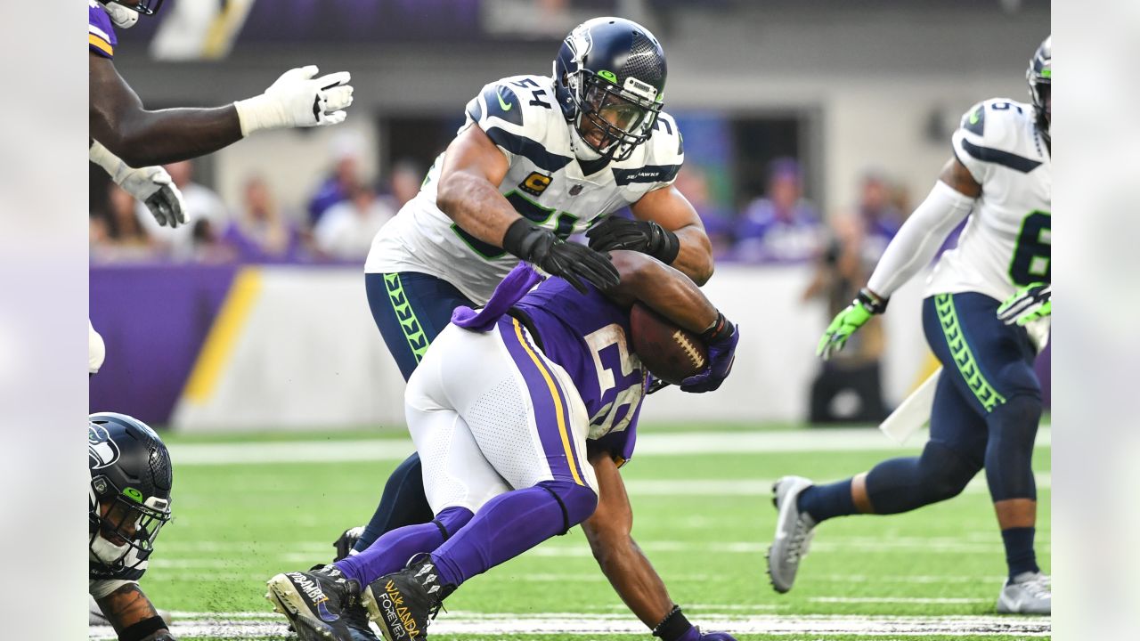 Pathetic Seattle Seahawks defense ripped apart in 30-17 loss to Vikings -  Field Gulls