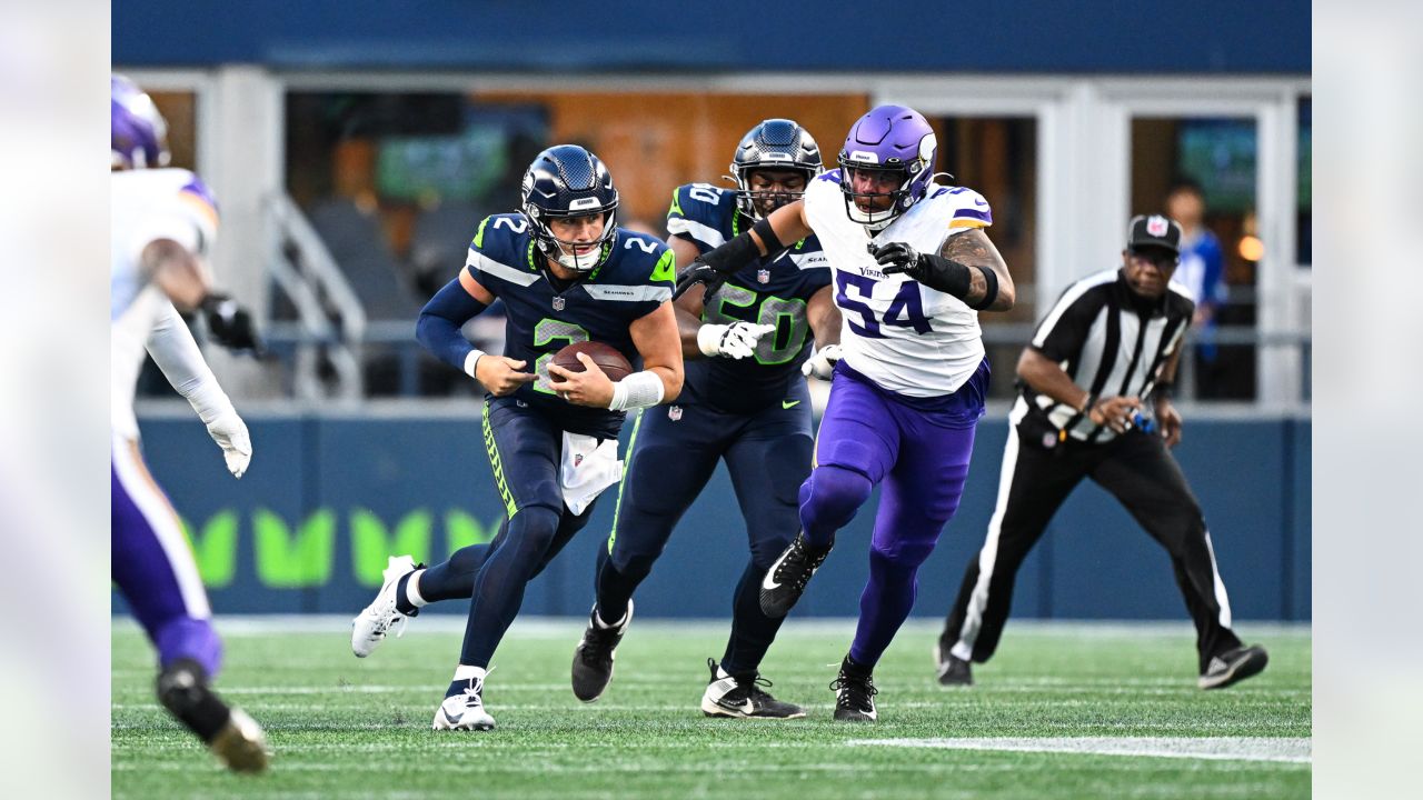 Vikings at Seahawks Game Observations: Addison & Pace Start in Debuts