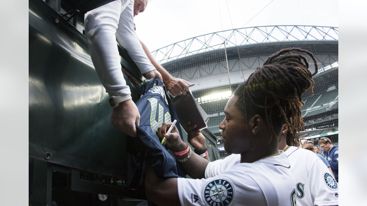 Seattle Seahawks safety Josh Jones is pictured during an NFL football game  against the Atlanta Falcons, Sunday, Sept. 25, 2022, in Seattle. The Falcons  won 27-23. (AP Photo/Stephen Brashear Stock Photo - Alamy