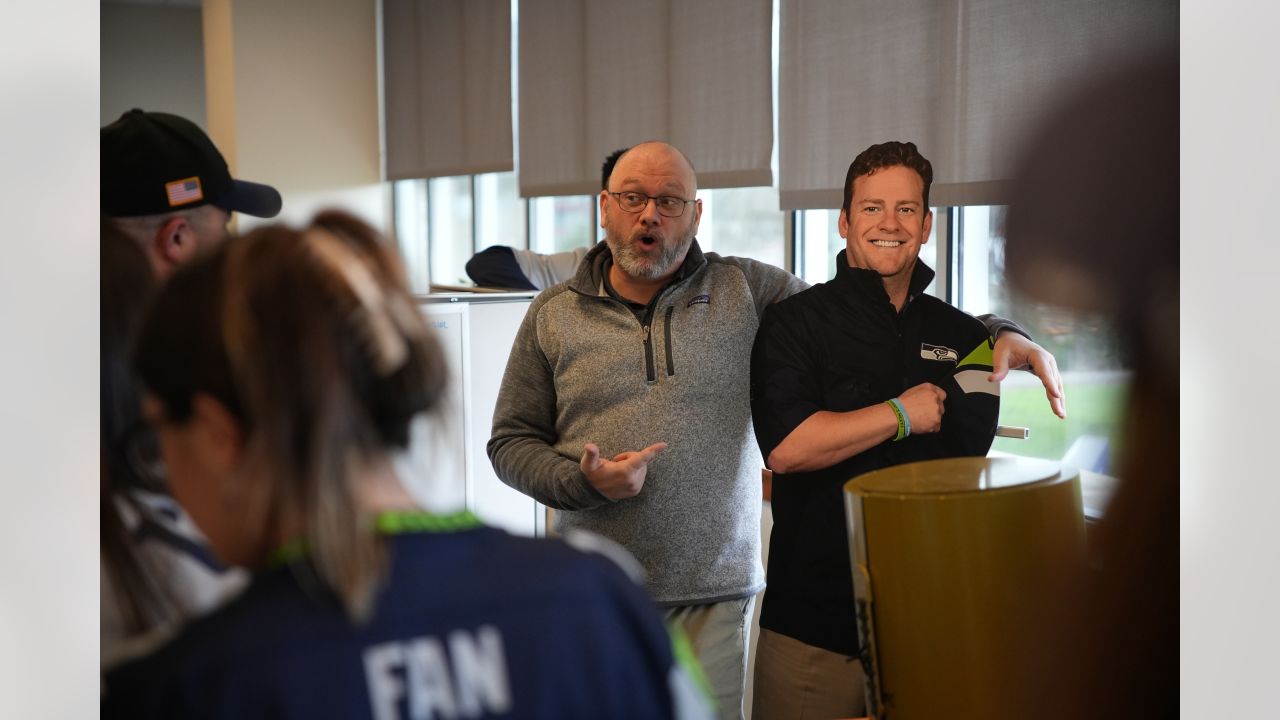 Seahawks Fan Larry Bevans Named NFL Fan Of The Year